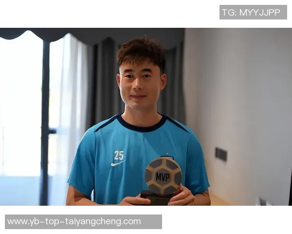 邓涵文合同到期告别武汉三镇与玉昆基本达成转会共识 邓涵文合同到期告别武汉三镇与玉昆基本达成转会共识